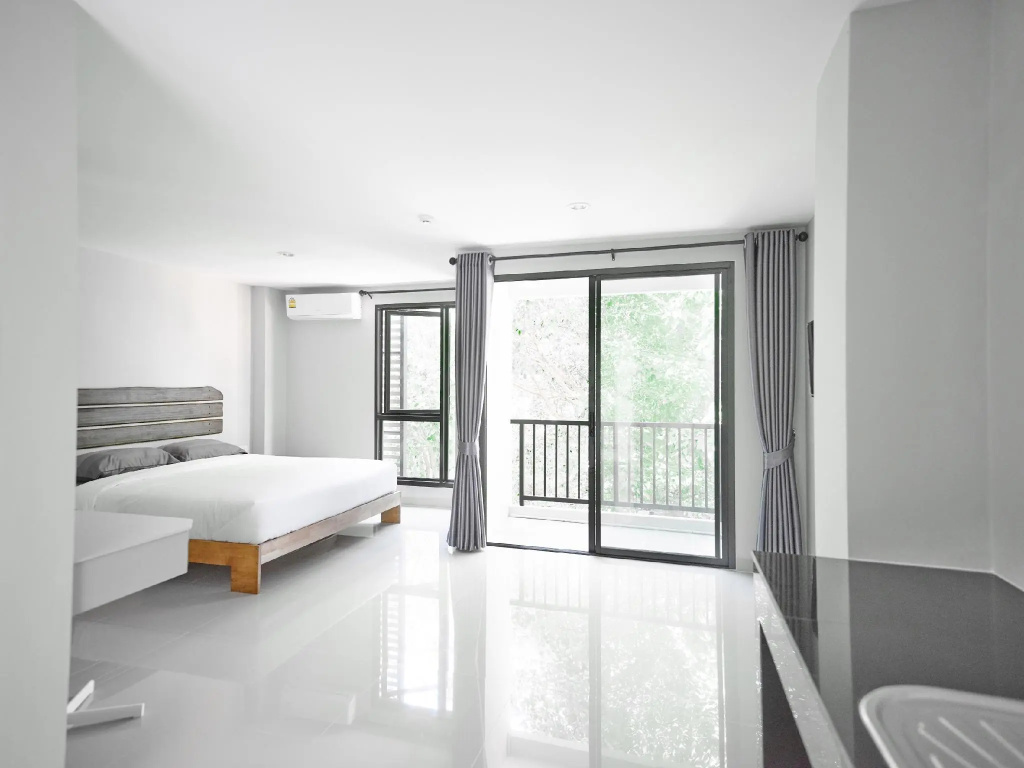 Baan Pakdi — 2