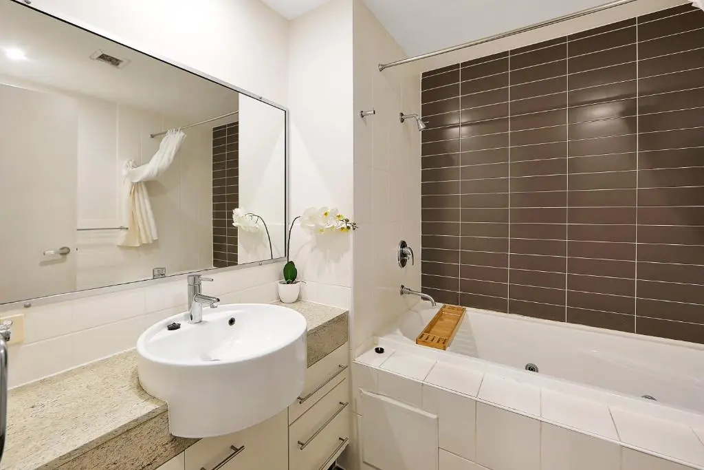 2 Bedrooms Executive Apartment