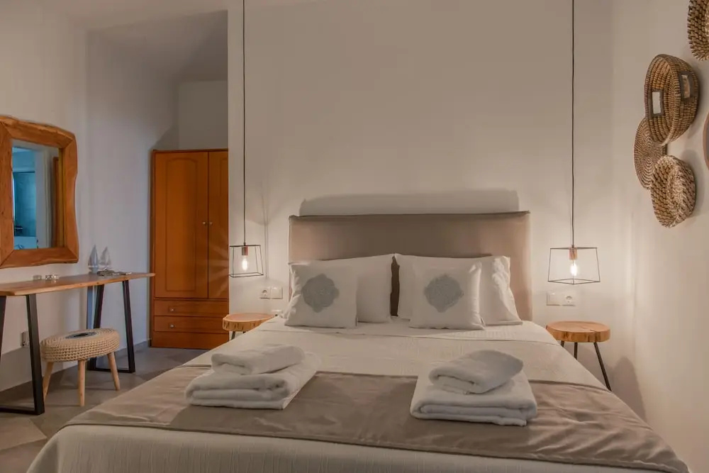 Double Studio with sea view (full double bed)
