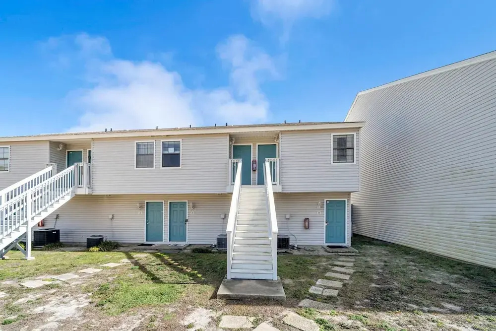 Lullwater Beach 415