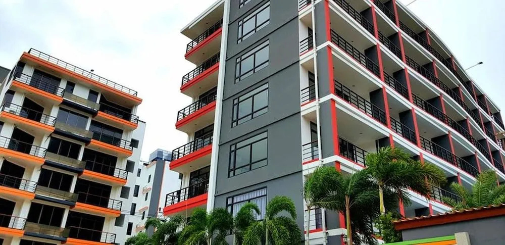 Naiharn Condominium Phuket