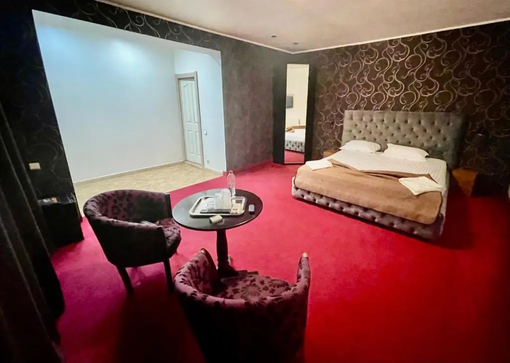 Hotel Mon Caprice - Chambres