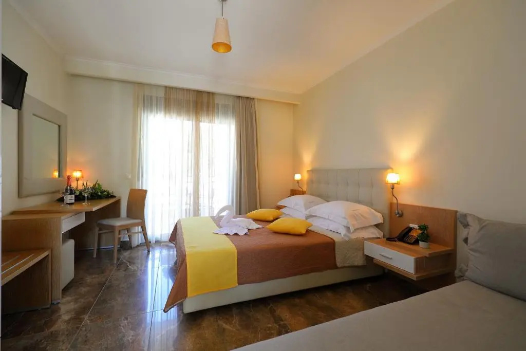 Artemis Plaza - Chambres