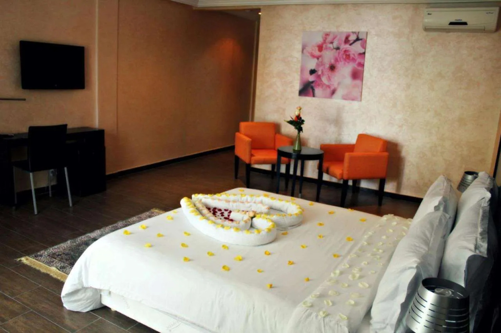 Hotel photo 8