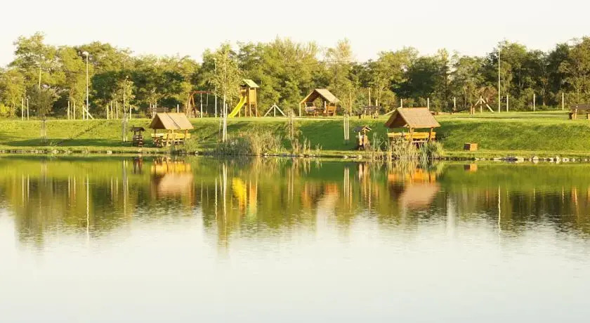 Joó-tó Rönk-vendégház - фото 5