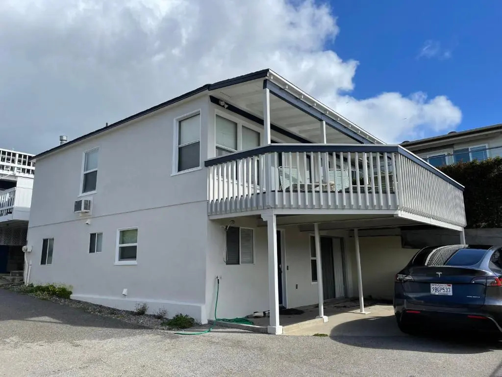 141 a 1st Street