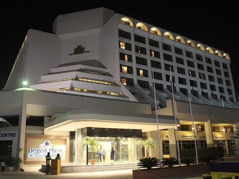 Regent Plaza Hotel & Convention Centre - Chambres