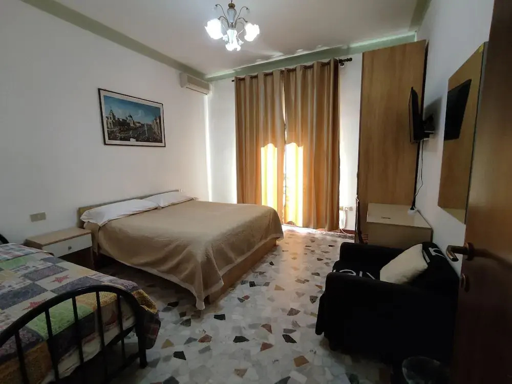 Comfort Triple room with balcony and with city view