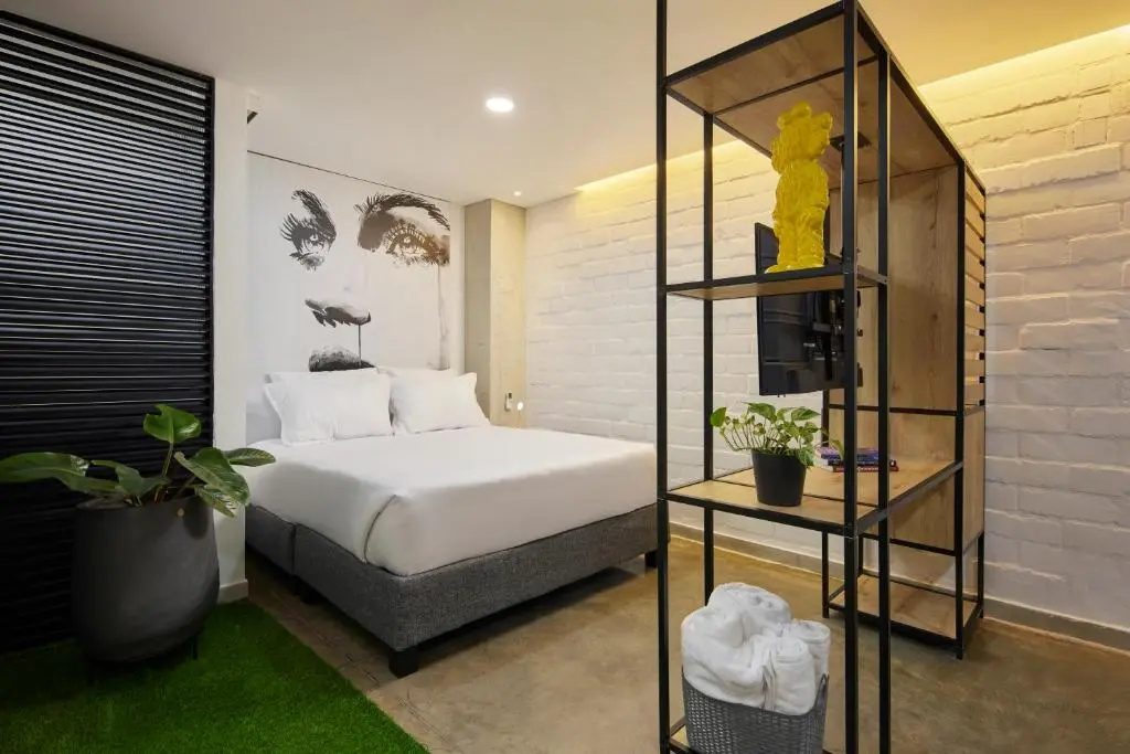 Standard Suite