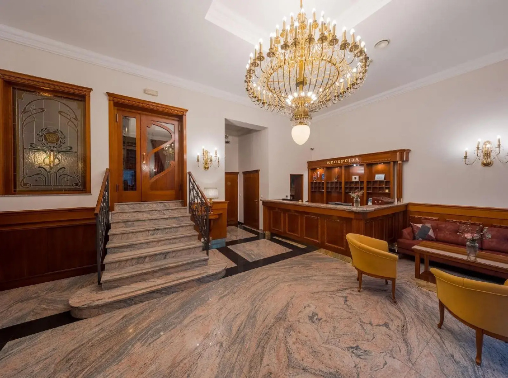 Hotel photo 12