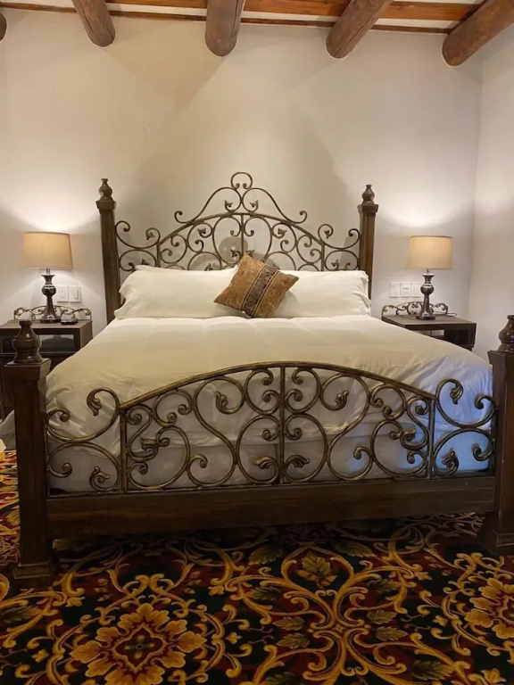 Standard Double Studio (full double bed)