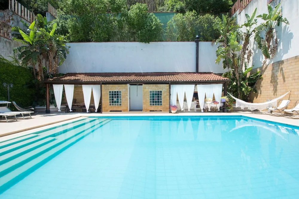 Villa Laura with pool by Wonderful Italy