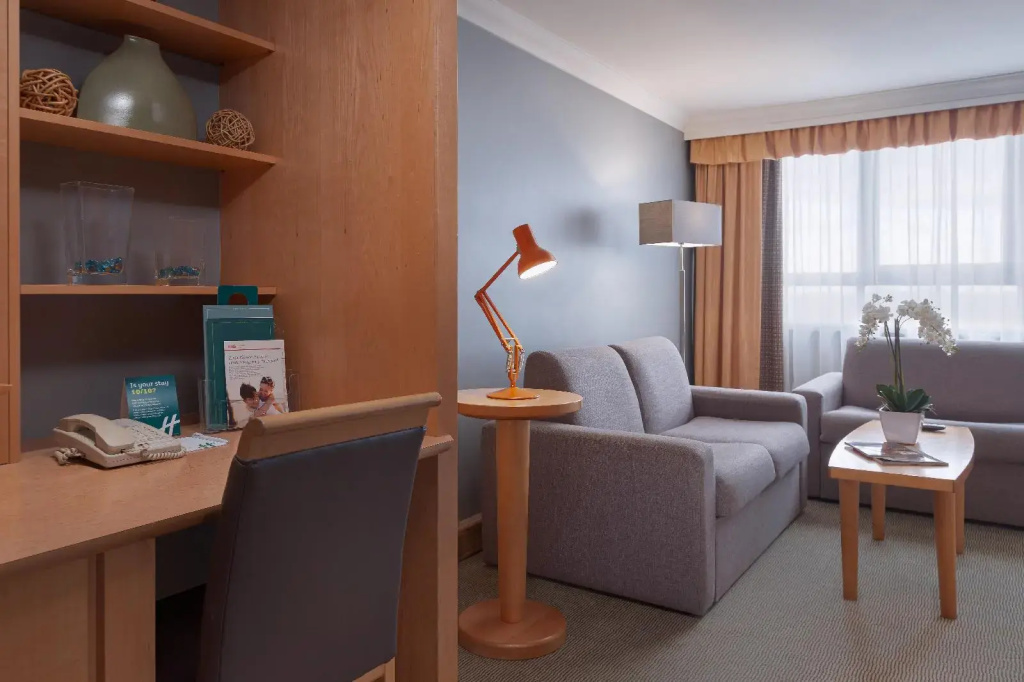 Holiday Inn London-Kensington Forum - Général