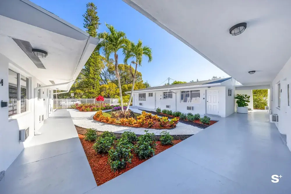 Modern Studio close to Aventura - Gym