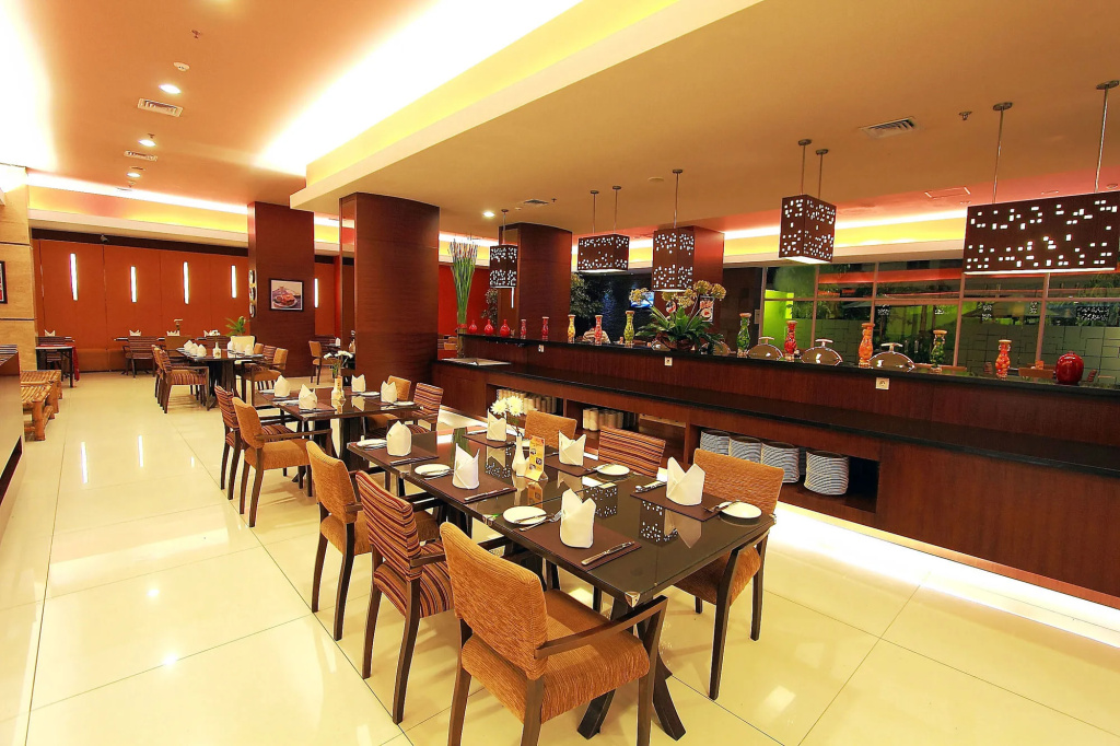 Food & Beverage