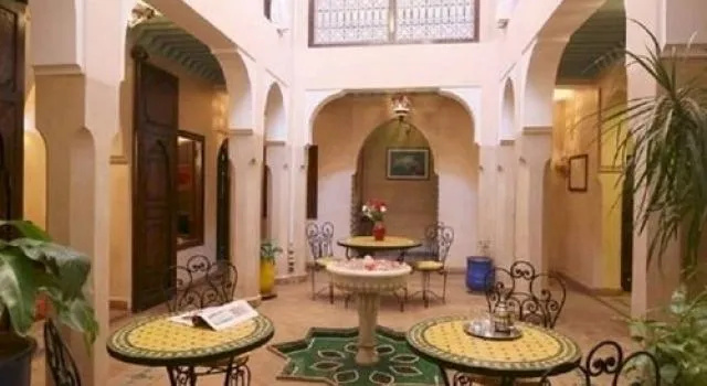 Riad Araba Felice - Général