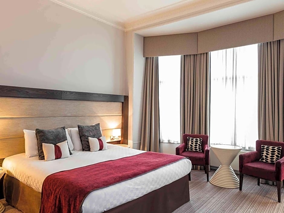 Mercure Aberdeen Caledonian Hotel - Tap to explore photos