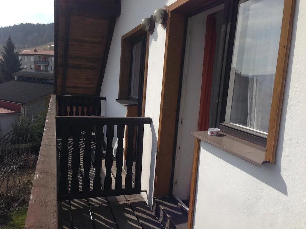 Balcony & Terrace