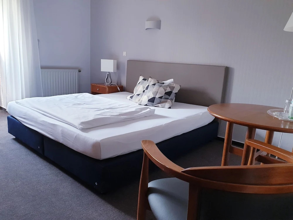 Standard Single room (single bed)
