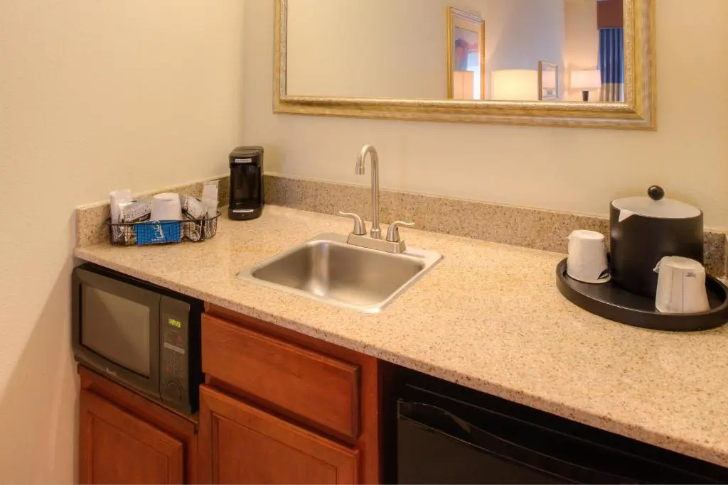 Hampton Inn & Suites Ontario - Chambres