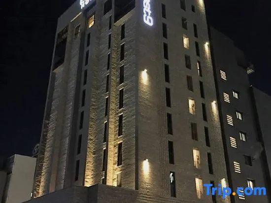 Hotel East9