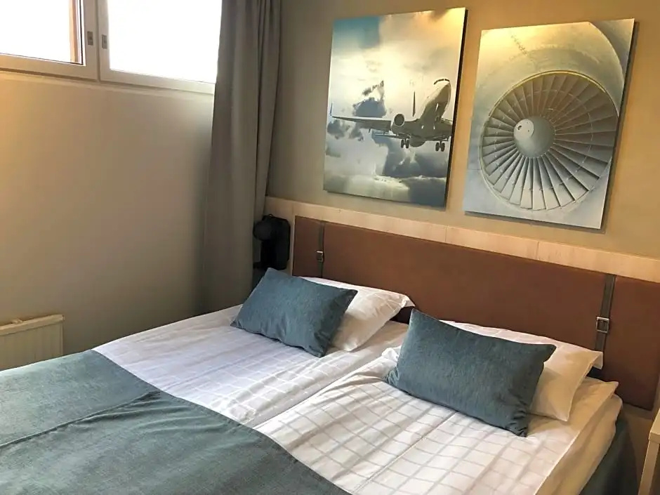 Pilot Airport Hotel - Chambres