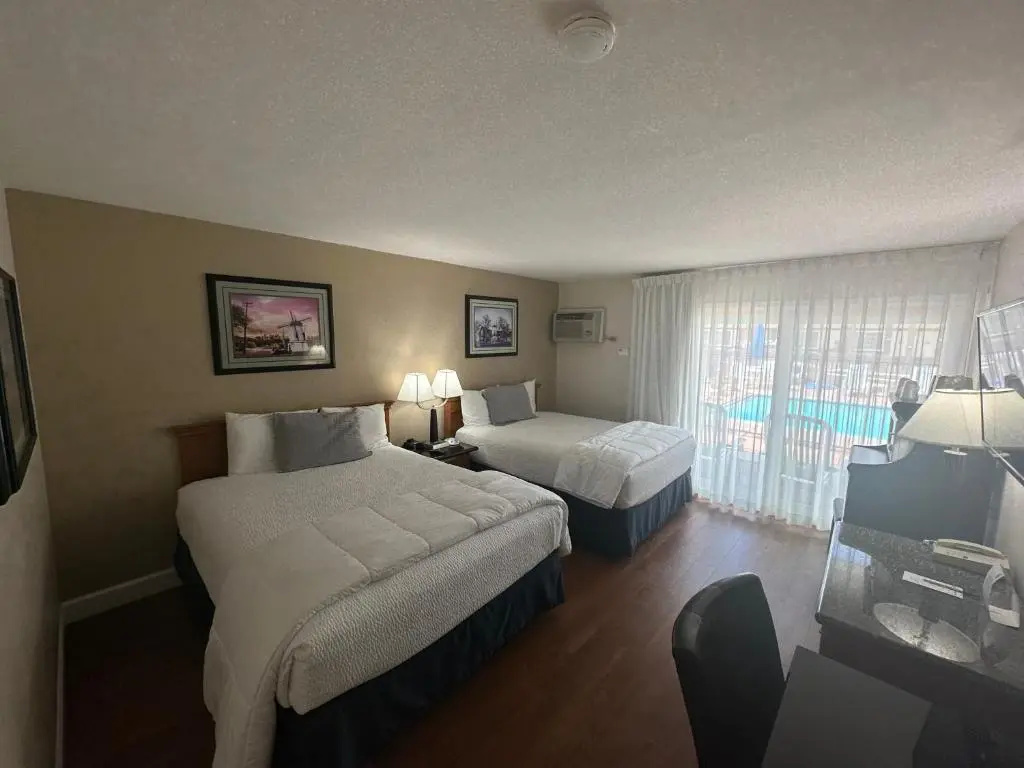 Deluxe Quadruple room