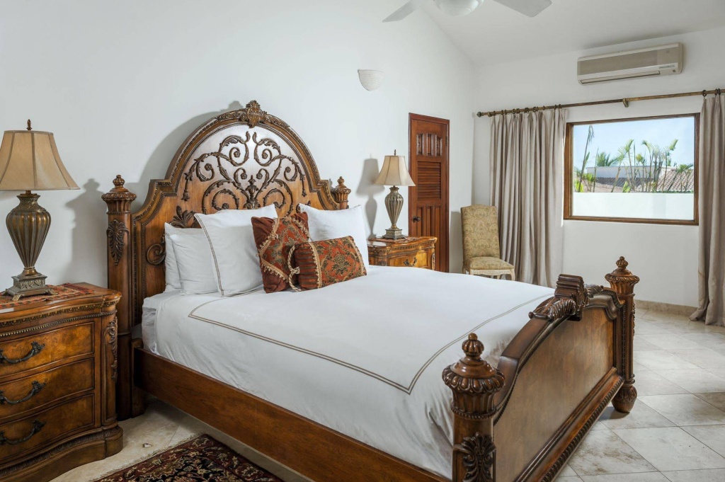 Villa Paraiso — 4