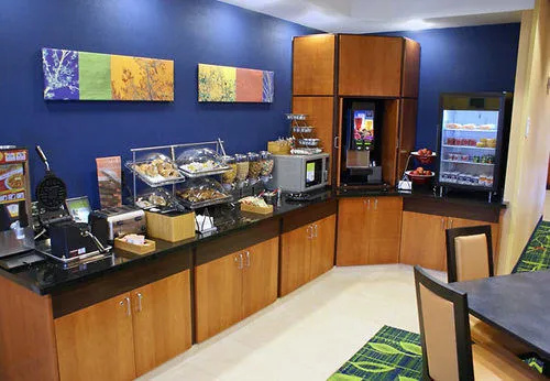 Food & Beverage