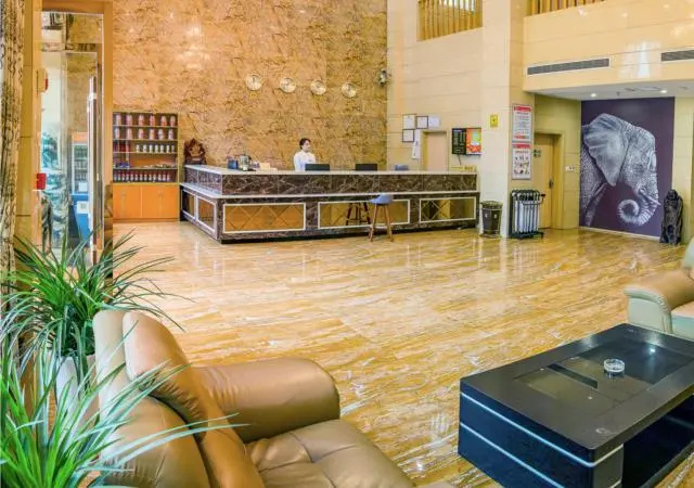 Lobby & Reception