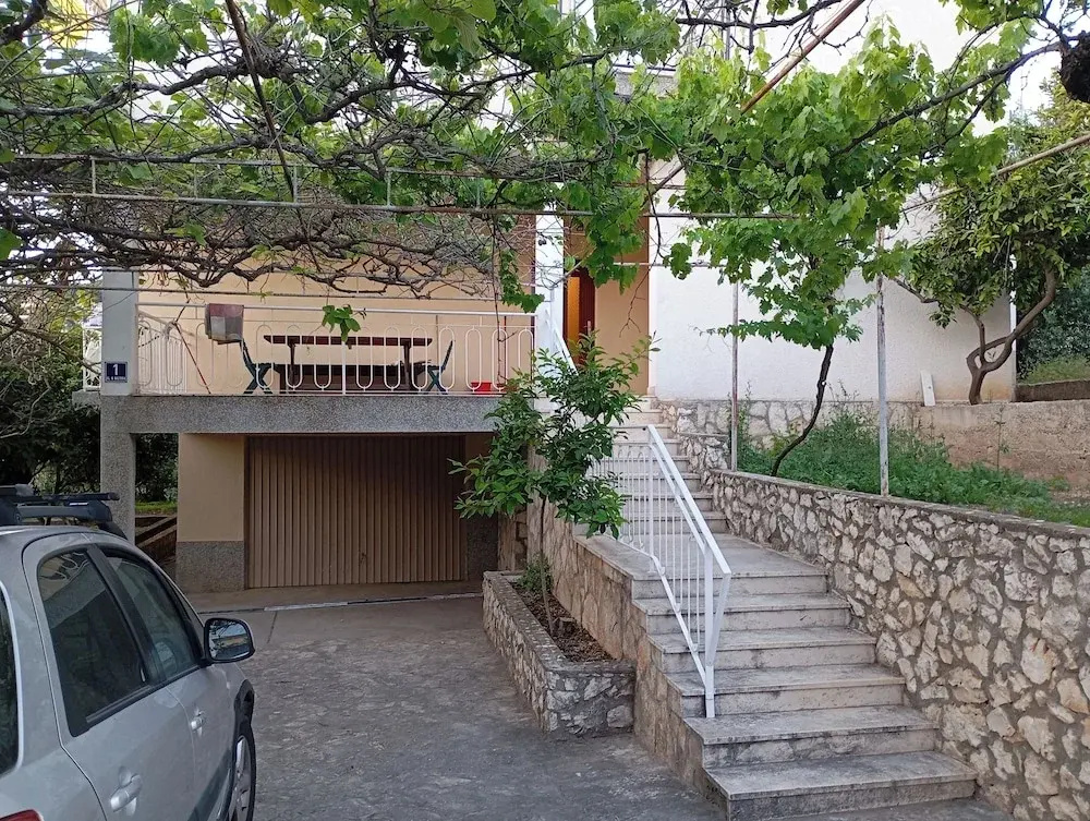 Sunny Coastal Retreat in Trogir