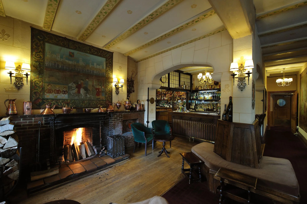 French Horn Hotel - Général