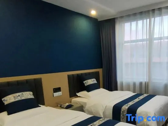 Standard Double room with mountain view (twin beds)
