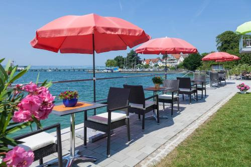 Beach & Waterfront