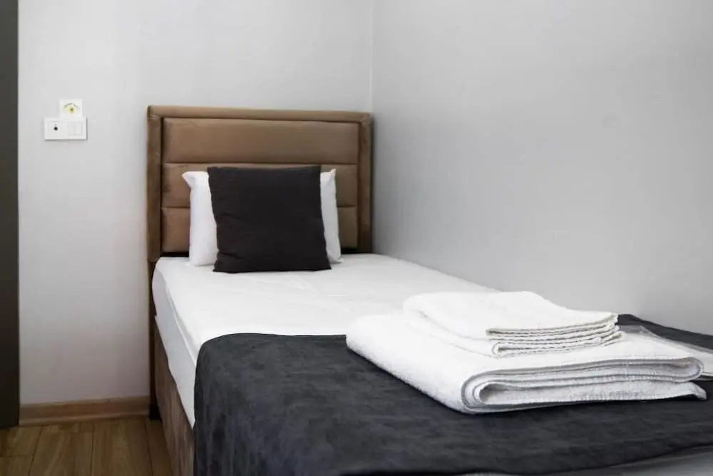 mesil hotel — 5
