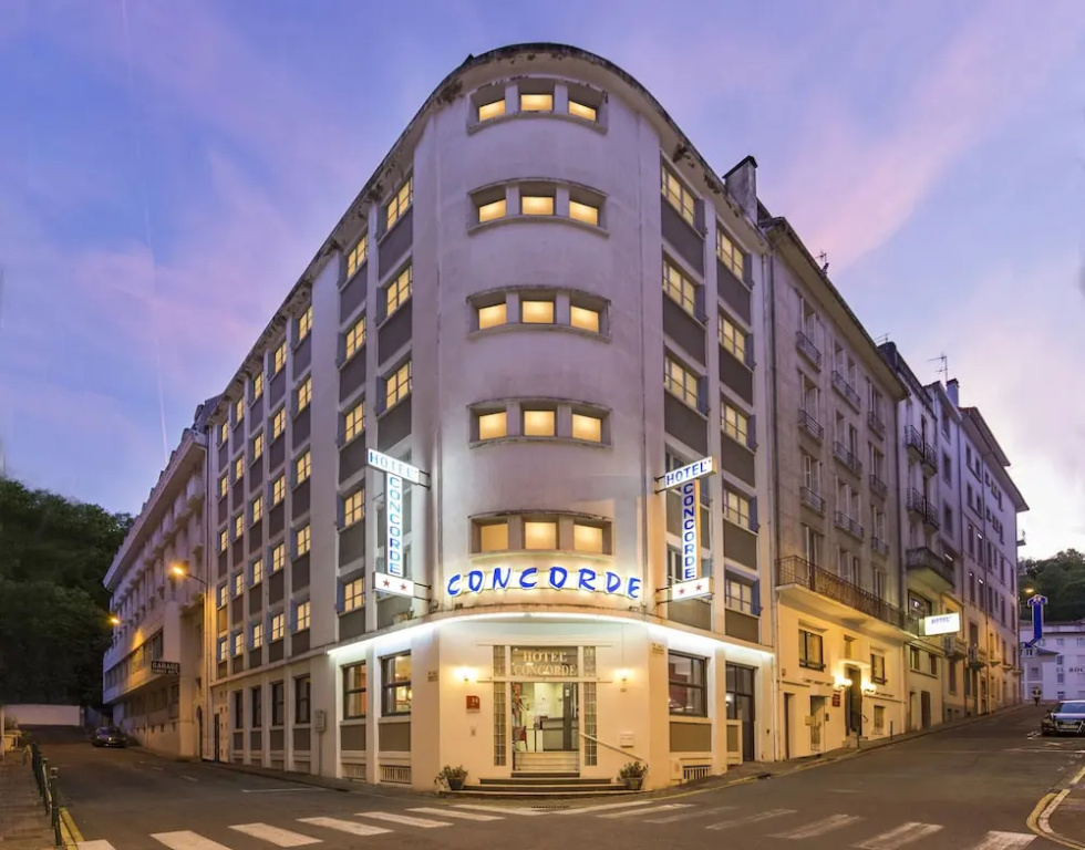 Hotel photo 1