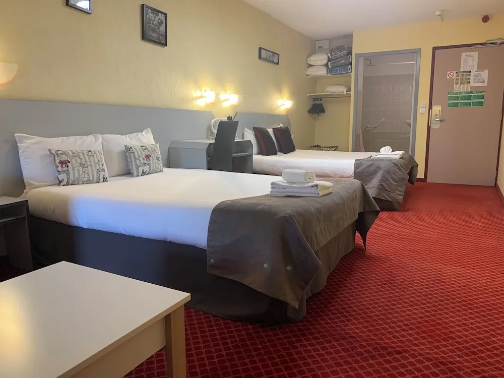 Brit Hotel Bleu Nuit - Chambres