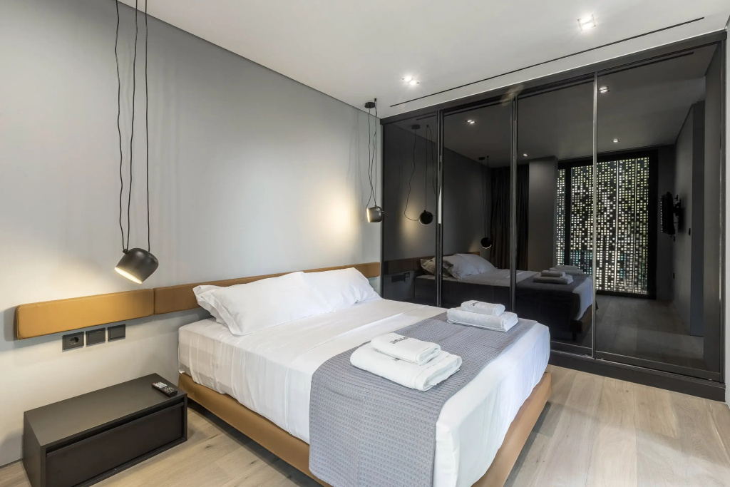 The Duke Boutique Suites — фото