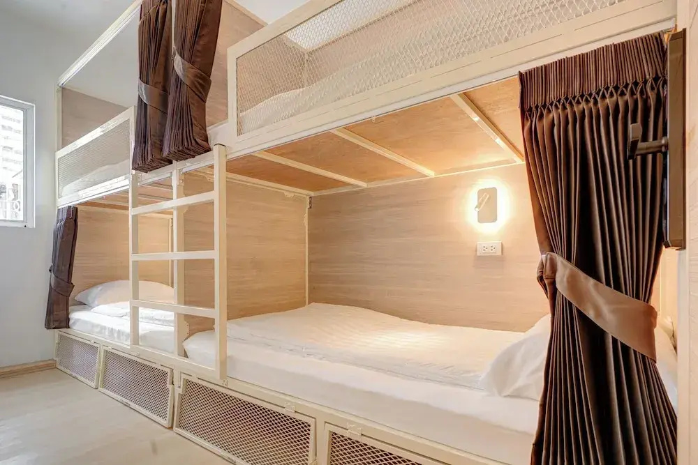Отель The Ostel Hostel Bangkok в Бангкоке
