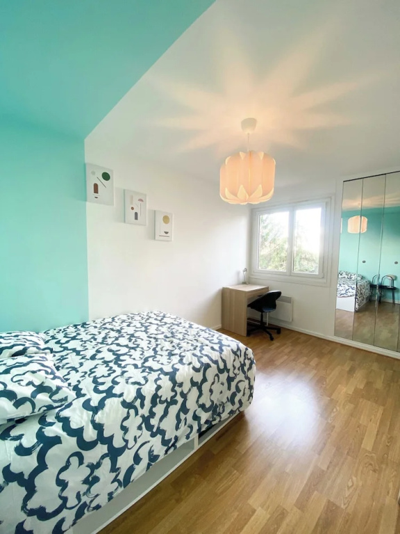 Private Room in Shared Apartment - Villeurbanne