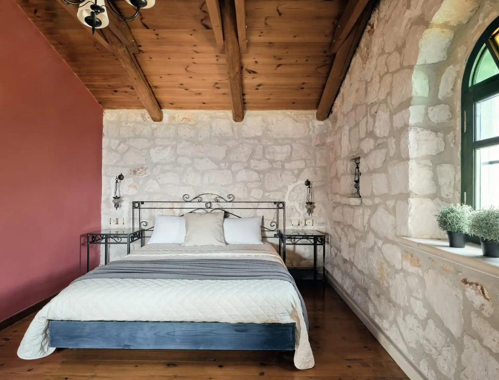 3 Bedrooms Duplex Suite with sea view
