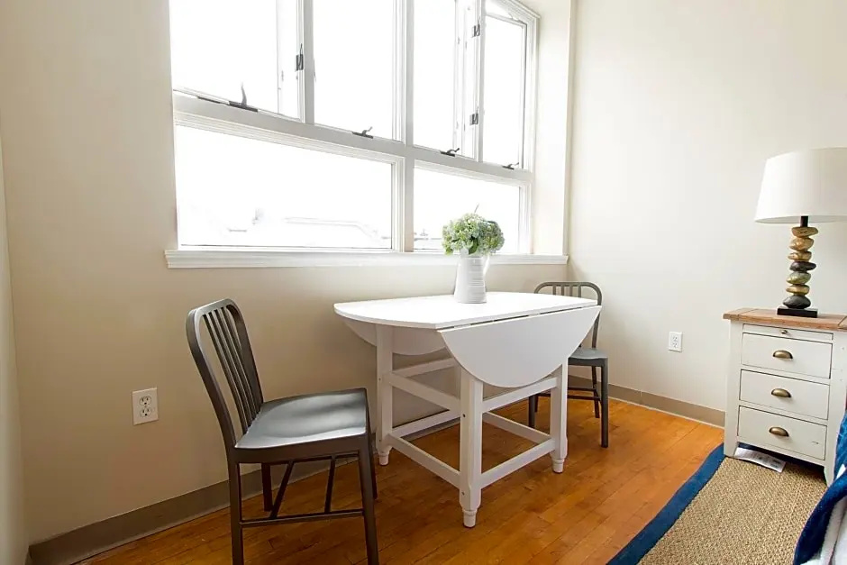 Winthrop Beach Inn and Suites Boston Logan Airport - Chambres