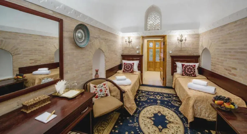 Standard Double room with balcony (twin beds)