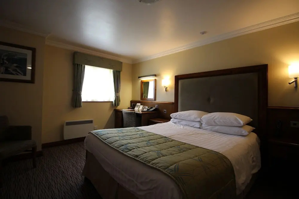 Best Western Plus Pastures Hotel - Chambres