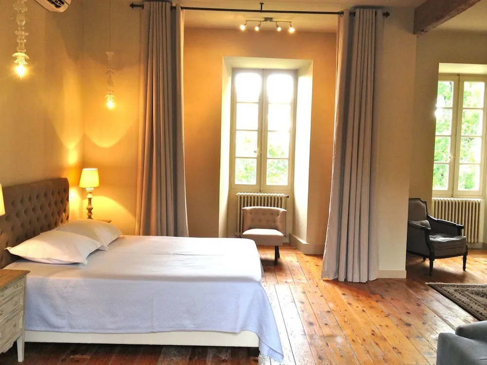 Suite with balcony