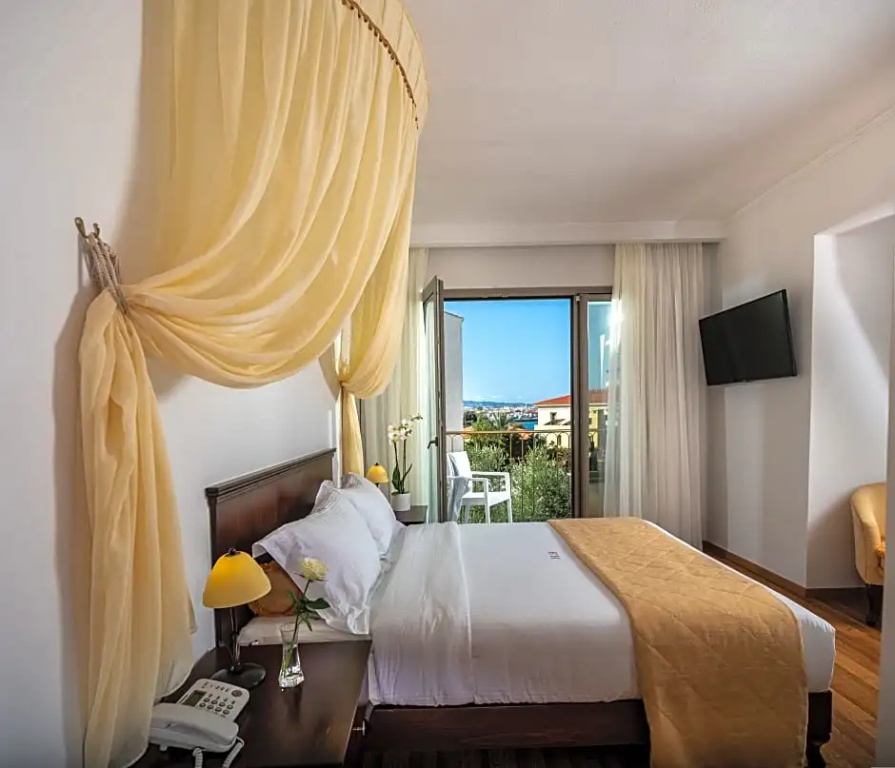 Standard Junior Suite