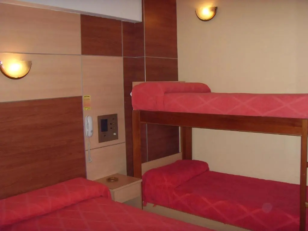 Hotel Embajador - Chambres