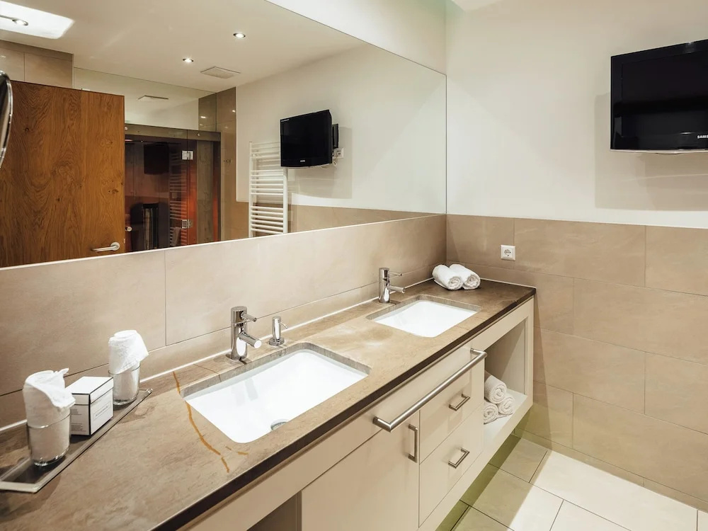 Hotel photo 42