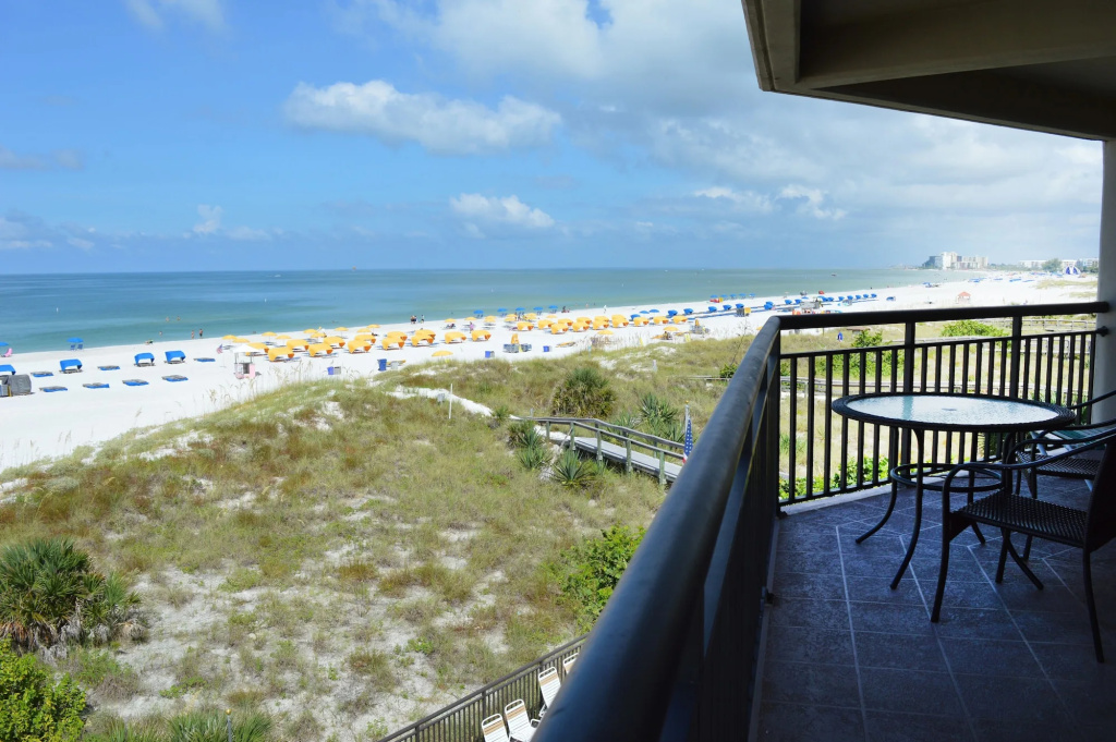 Beach & Waterfront