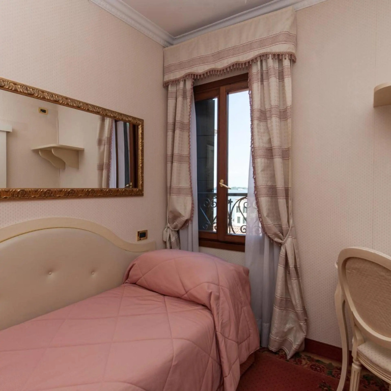 Hotel photo 29